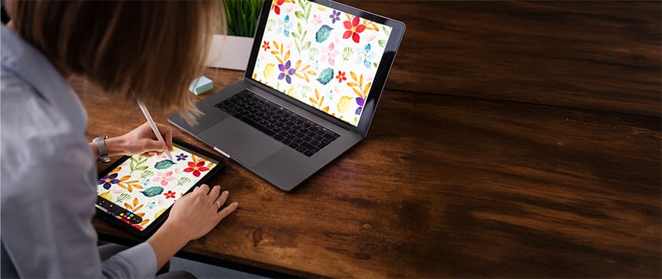 How Much Does a Graphic Designer Earn: Gain Insights